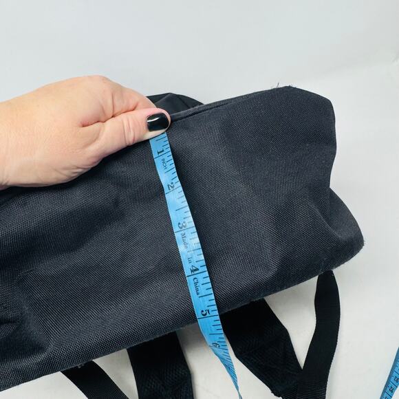 Herschel Classic Black Backpack Gold Zippers Logo Patch Laptop Bag Utility Basic - Picture 12 of 13